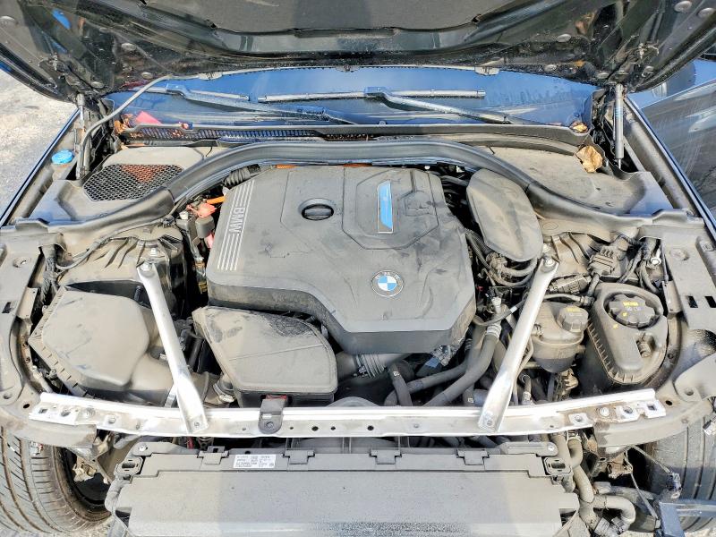 Photo 11 from auction – 2021 BMW 530E with VIN WBA13AG04MCF12744