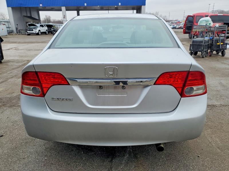 Photo 6 from auction – 2009 HONDA CIVIC LX with VIN 19XFA16569E044038