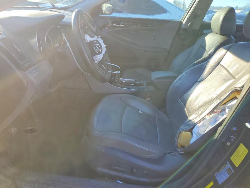 Photo 7 from auction – 2011 HYUNDAI SONATA SE with VIN 5NPEC4AC3BH020780