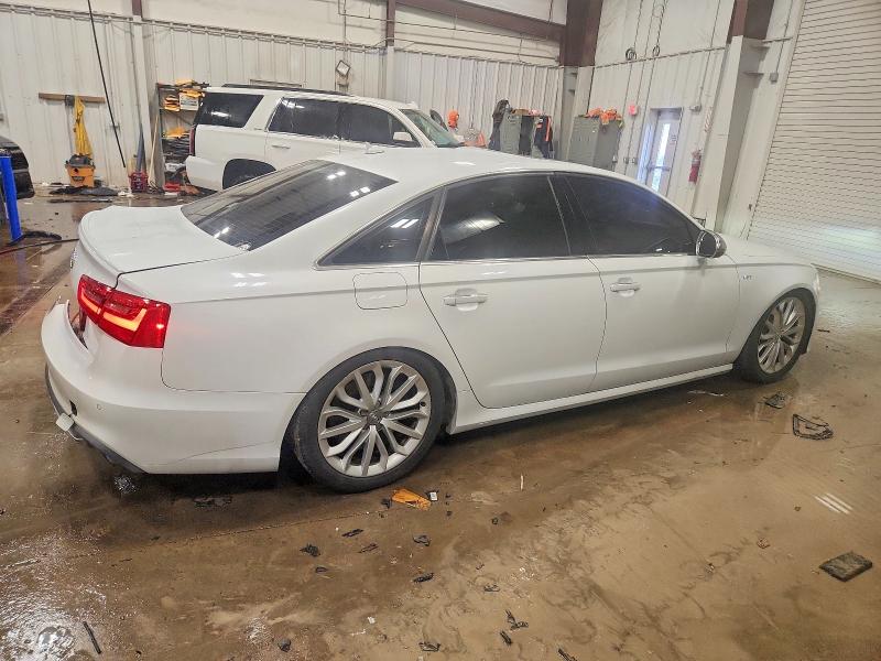 Photo 3 from auction – 2013 AUDI S6 with VIN WAUJ2AFC4DN037094