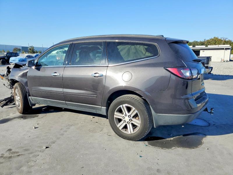 Photo 2 from auction – 2017 CHEVROLET TRAVERSE L with VIN 1GNKRHKDXHJ191503