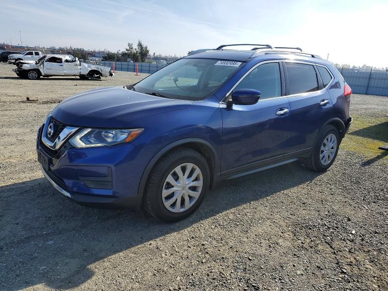 NISSAN ROGUE S 2017 with VIN JN8AT2MT4HW145647 - Photo from auction