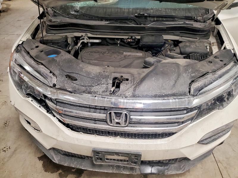 Photo 12 from auction – 2018 HONDA PILOT EX with VIN 5FNYF6H30JB063816
