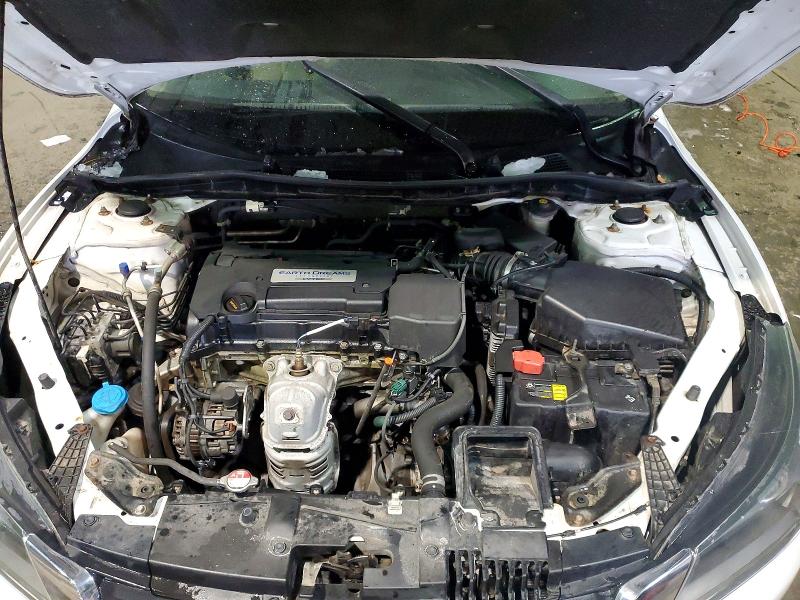 Photo 11 from auction – 2015 HONDA ACCORD with VIN 1HGCR2F32FA007150