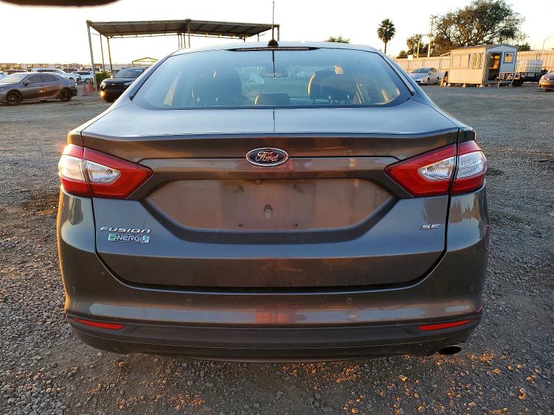 Photo 6 from auction – 2016 FORD FUSION SE with VIN 3FA6P0PU8GR165549