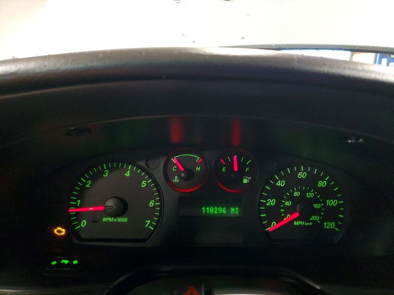 Photo 9 from auction – 2004 FORD TAURUS with VIN 1FAHP53U54G134225