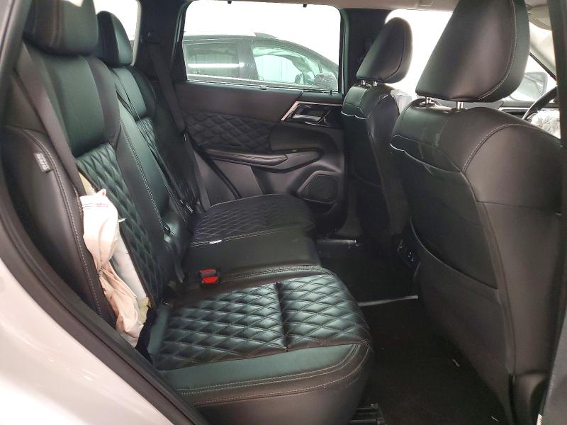 Photo 10 from auction – 2023 MITSUBISHI OUTLANDER with VIN JA4J4VA81PZ009820