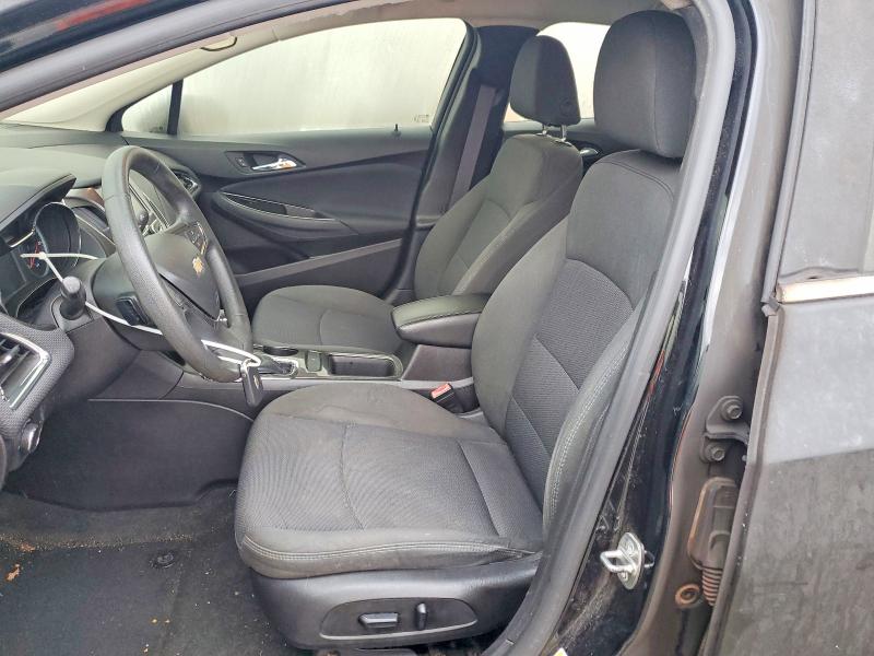 Photo 7 from auction – 2017 CHEVROLET CRUZE with VIN 1G1BE5SM8H7203995