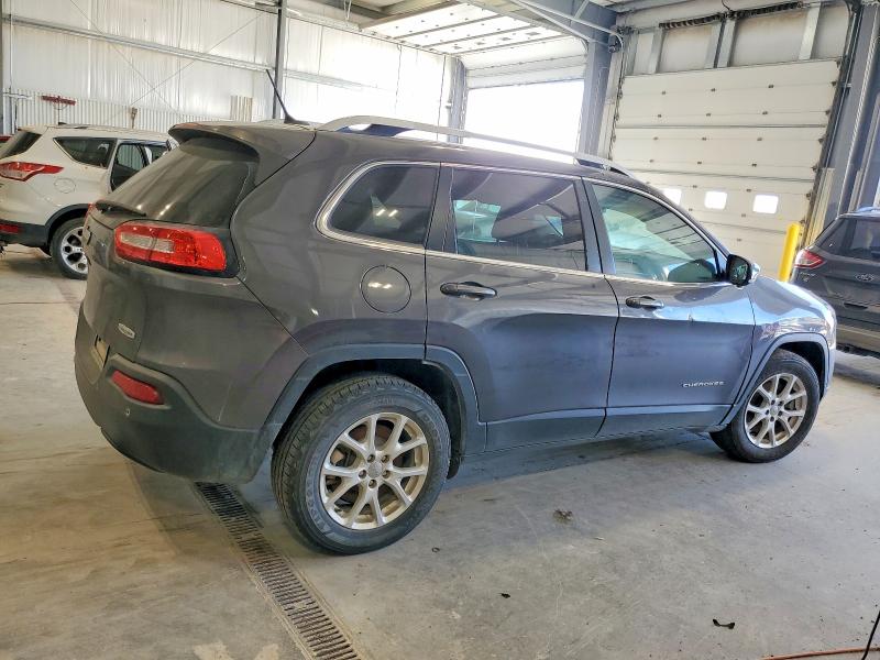 Photo 3 from auction – 2017 JEEP CHEROKEE with VIN 1C4PJMCB6HW657166
