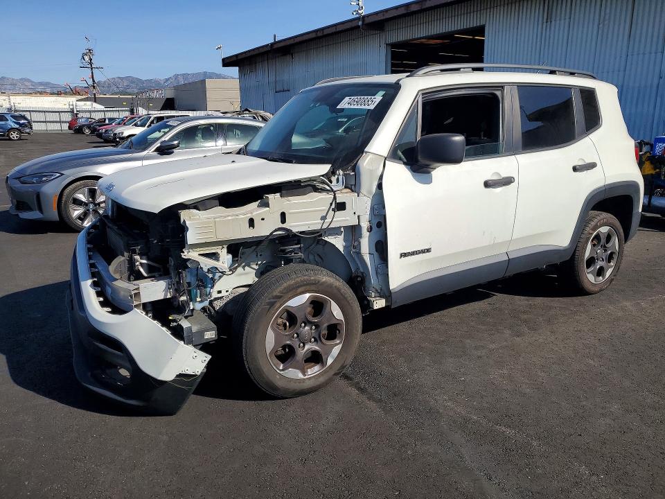 JEEP RENEGADE 2017 z numerem VIN ZACCJBAB5HPF96847 - Zdjęcie z aukcji