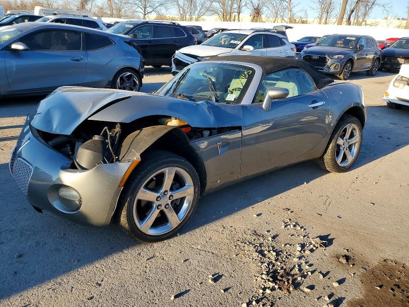 Zdjęcie 1 z aukcji – 2006 PONTIAC SOLSTICE z VIN 1G2MB33B76Y104347