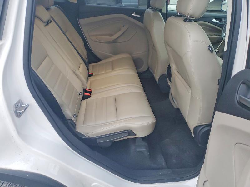 Photo 10 from auction – 2019 FORD ESCAPE SEL with VIN 1FMCU0HD3KUA41397