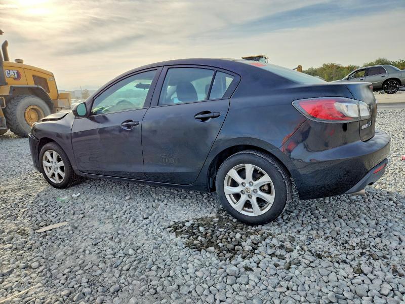 Photo 2 from auction – 2011 MAZDA 3 I with VIN JM1BL1VF9B1375319