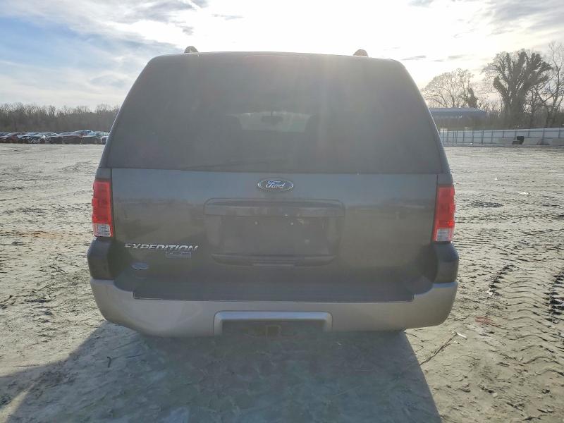 Photo 6 from auction – 2006 FORD EXPEDITION with VIN 1FMPU18596LA15351