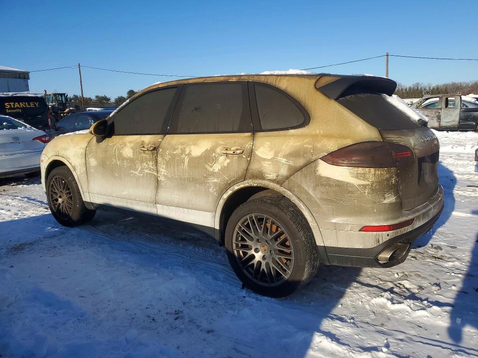 Photo 2 from auction – 2018 PORSCHE CAYENNE with VIN WP1AA2A27JKA04306