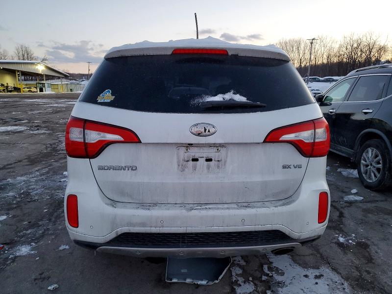 Photo 6 from auction – 2015 KIA SORENTO SX with VIN 5XYKWDA72FG633645