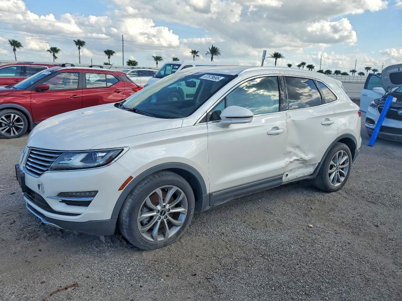 LINCOLN MKC 2015 with VIN 5LMCJ1A94FUJ19967 - Photo from auction