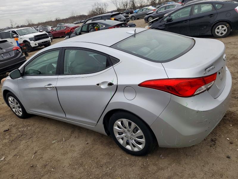 Photo 2 from auction – 2012 HYUNDAI ELANTRA GL with VIN 5NPDH4AE1CH077155