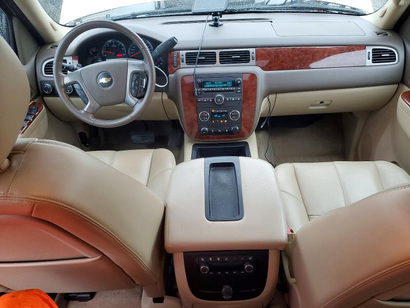 Снимка 8 от търг – 2011 CHEVROLET TAHOE K150 с VIN 1GNSKBE02BR354552
