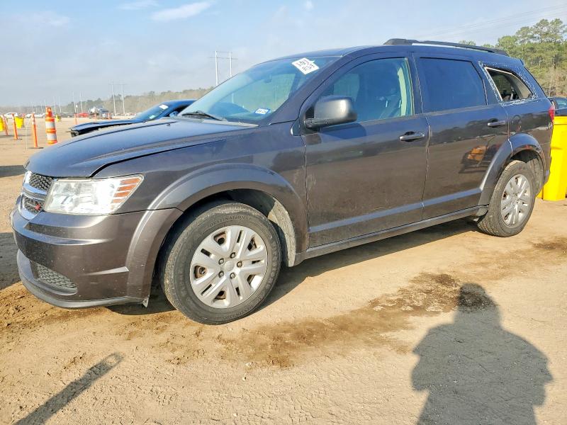 DODGE JOURNEY SE 2017 with VIN 3C4PDCAB2HT552294 - Photo from auction