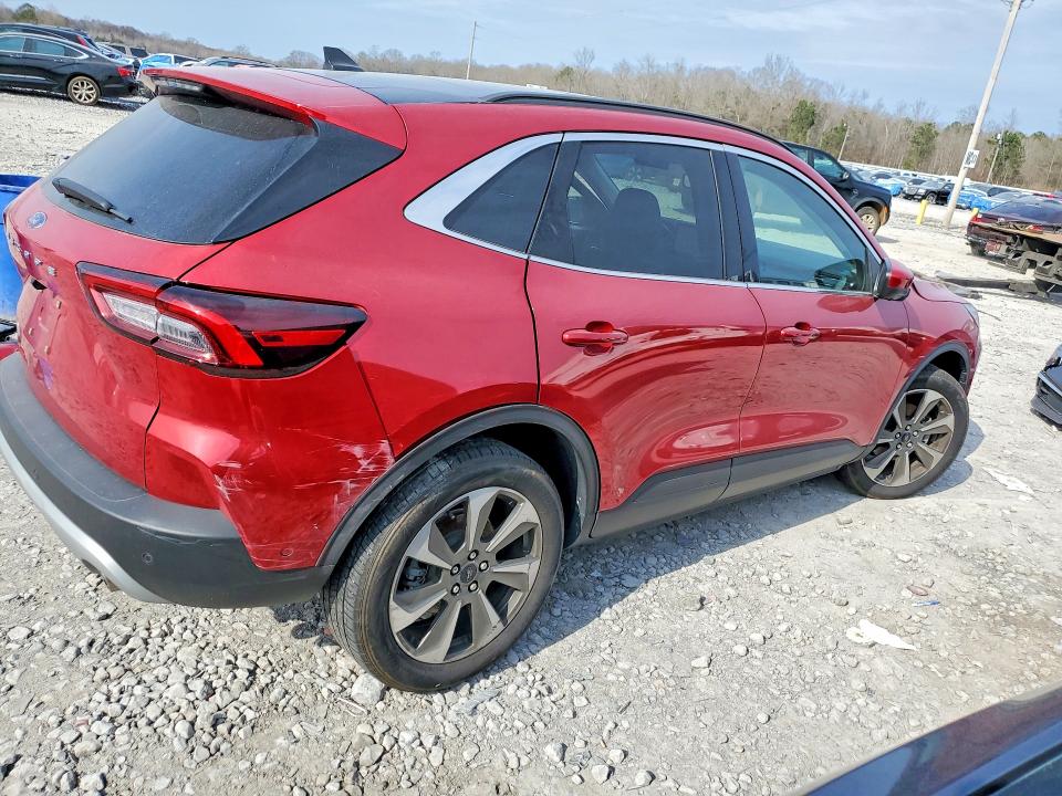Photo 3 from auction – 2023 FORD ESCAPE PLA with VIN 1FMCU9JA5PUA08381