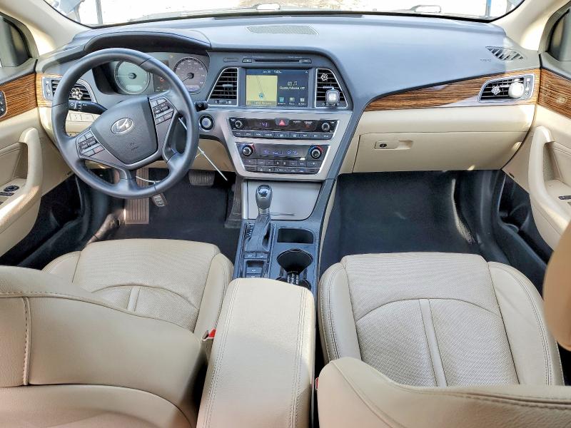 Photo 8 from auction – 2017 HYUNDAI SONATA with VIN 5NPE34AF3HH465782