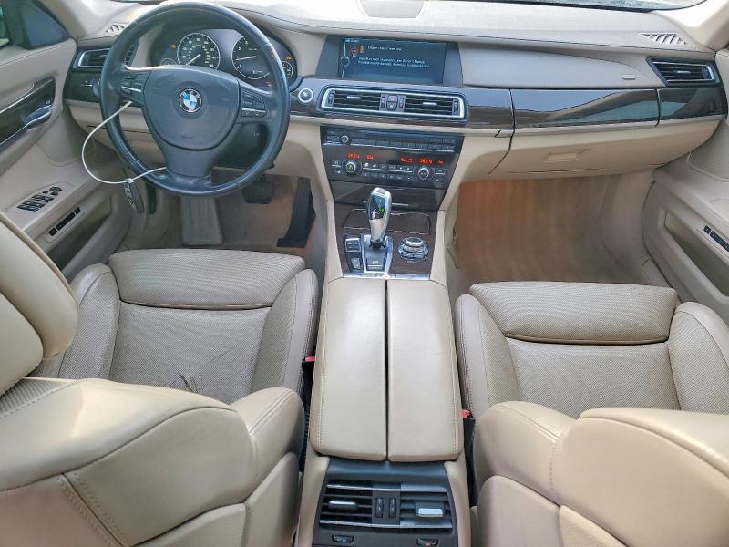 Photo 8 from auction – 2011 BMW 750 with VIN WBAKC8C59BC433367