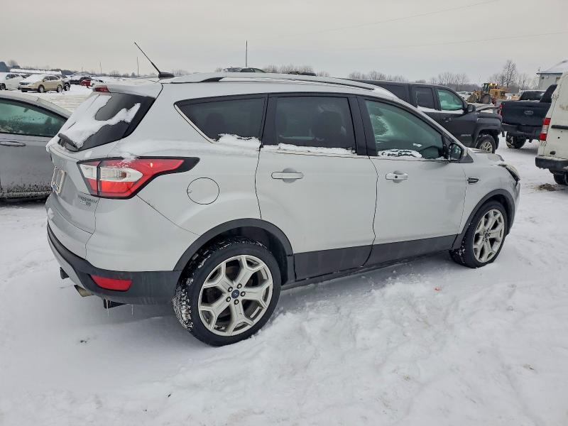 Photo 3 from auction – 2017 FORD ESCAPE TIT with VIN 1FMCU9J99HUB88455