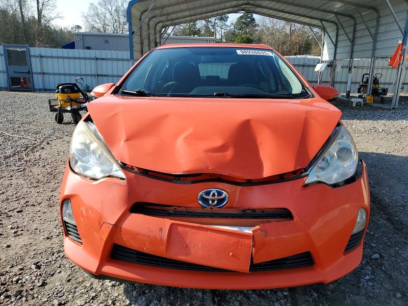 Photo 5 from auction – 2014 TOYOTA PRIUS C with VIN JTDKDTB33E1073340