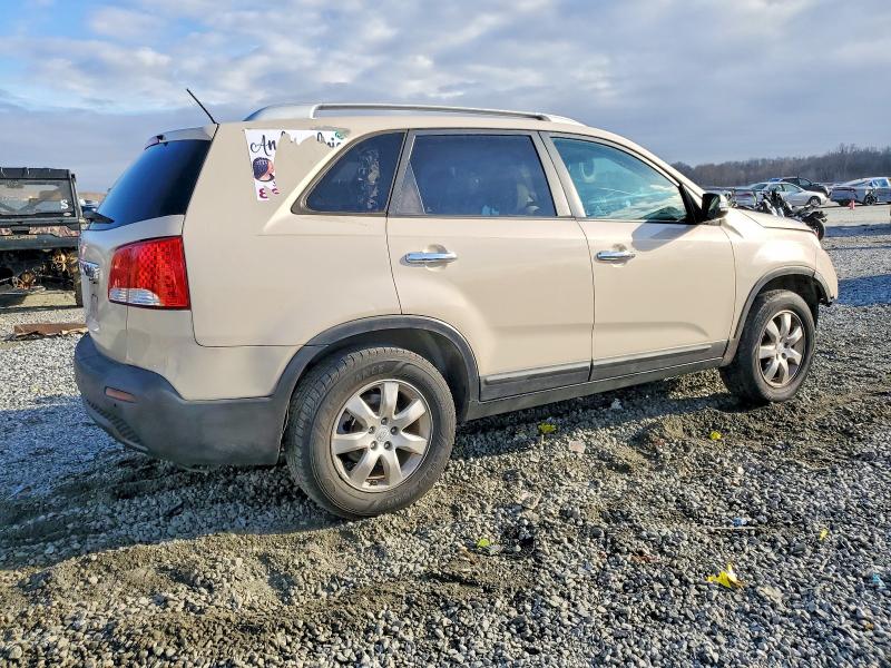 Photo 3 from auction – 2011 KIA SORENTO BA with VIN 5XYKT3A11BG066532