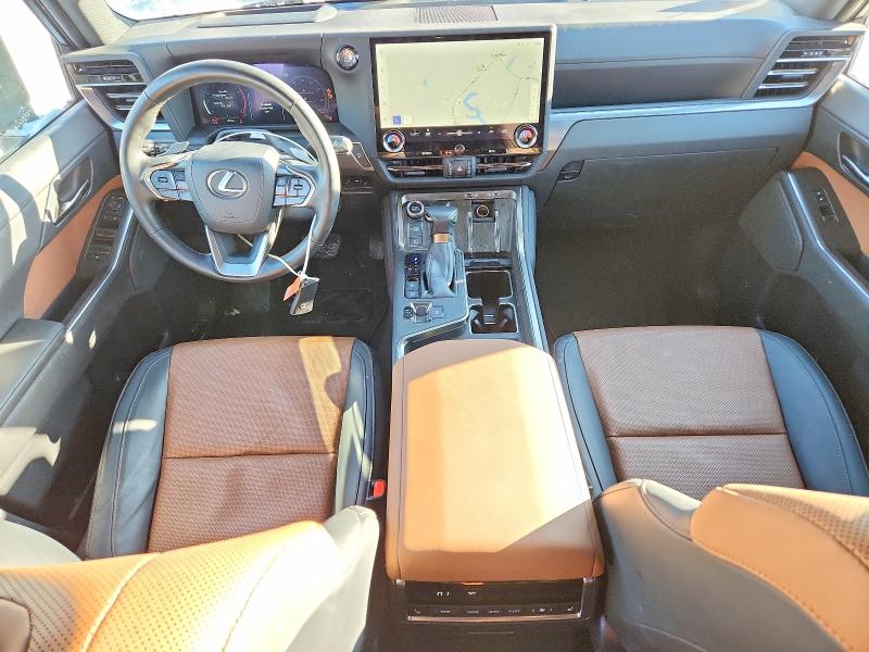 Photo 8 from auction – 2024 LEXUS GX with VIN JTJTBCDX8R5019280