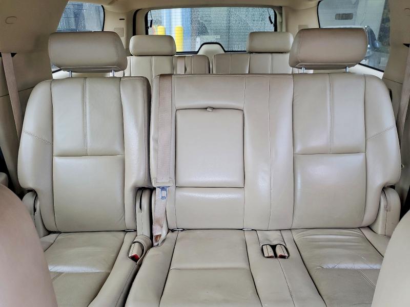 Photo 10 from auction – 2008 CHEVROLET SUBURBAN K with VIN 3GNFK16398G180248