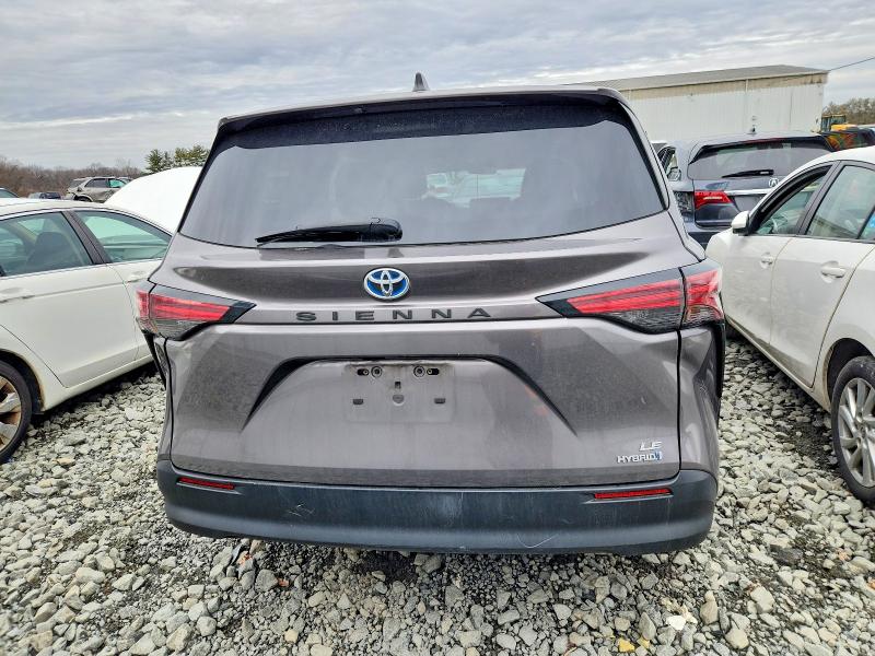 Photo 6 from auction – 2022 TOYOTA SIENNA with VIN 5TDKRKEC4NS128047