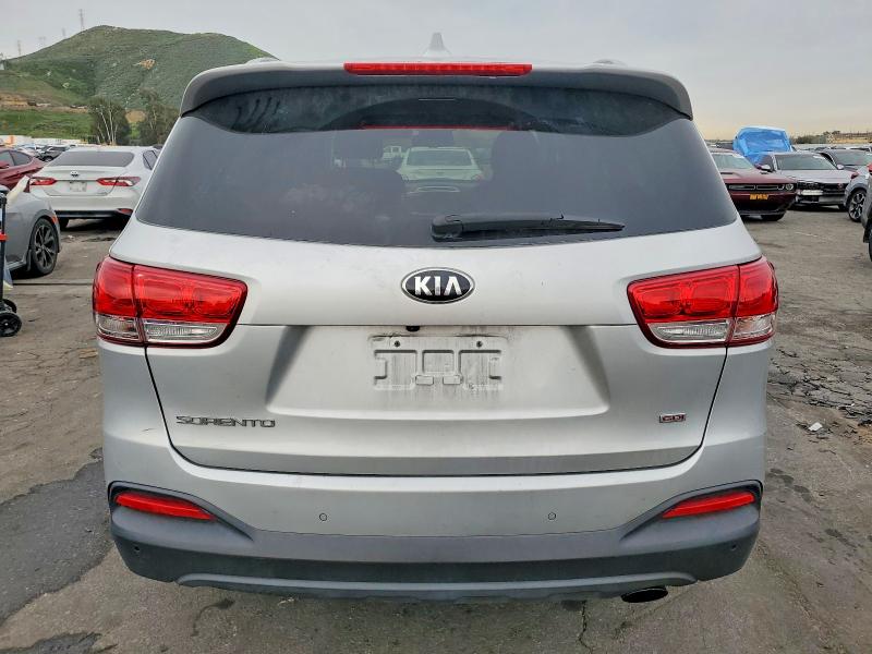 Photo 6 from auction – 2018 KIA SORENTO with VIN 5XYPG4A30JG430942