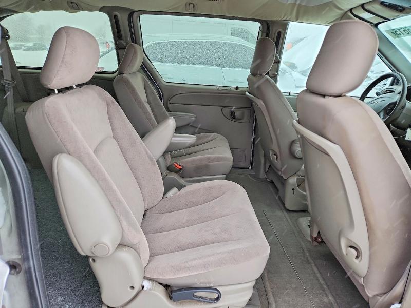 Photo 11 from auction – 2003 CHRYSLER TOWN & COU with VIN 2C4GP74L83R228720
