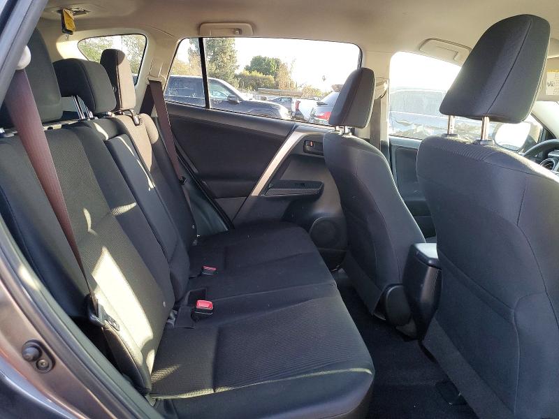 Photo 10 from auction – 2015 TOYOTA RAV4 with VIN JTMZFREV7FJ044997