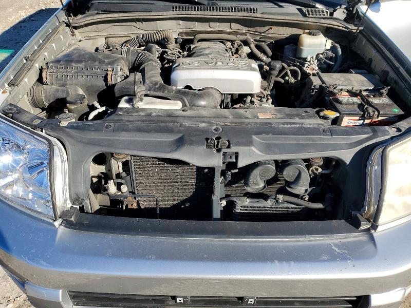 Photo 12 from auction – 2005 TOYOTA 4RUNNER SR with VIN JTEBT14R150047474