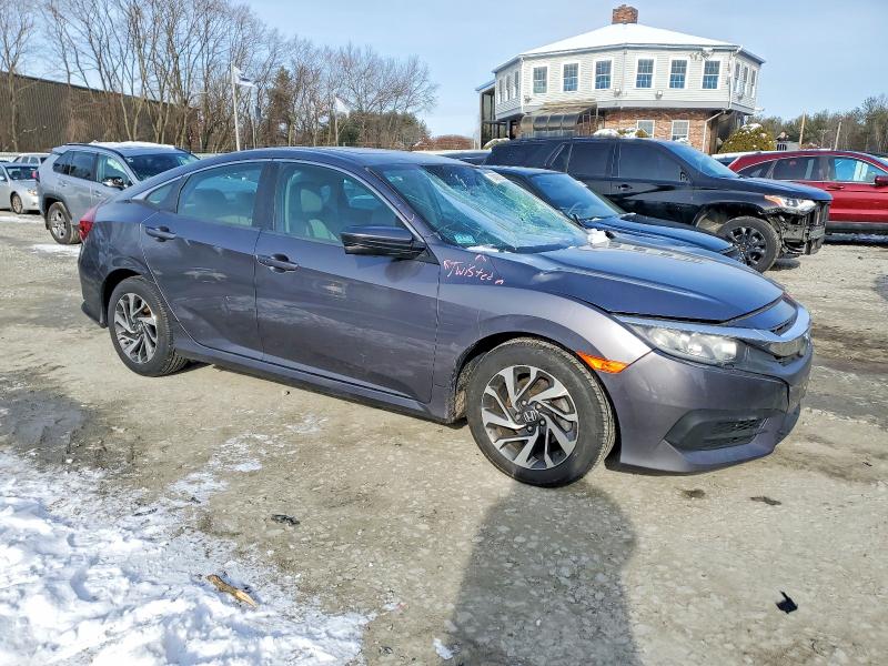 Photo 4 from auction – 2017 HONDA CIVIC EX with VIN 19XFC2F72HE219711
