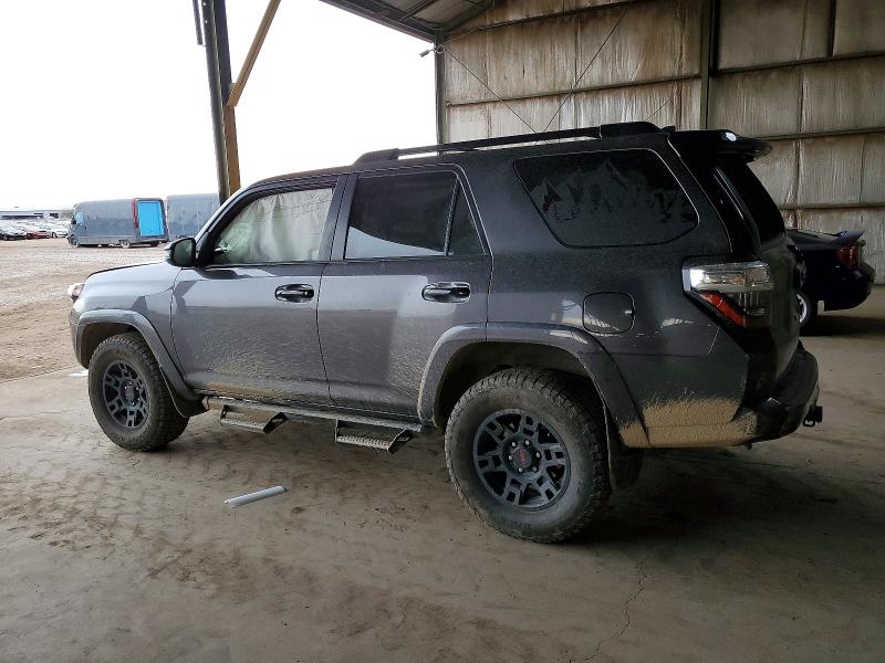Photo 2 from auction – 2021 TOYOTA 4RUNNER VE with VIN JTEHU5JR9M5883604