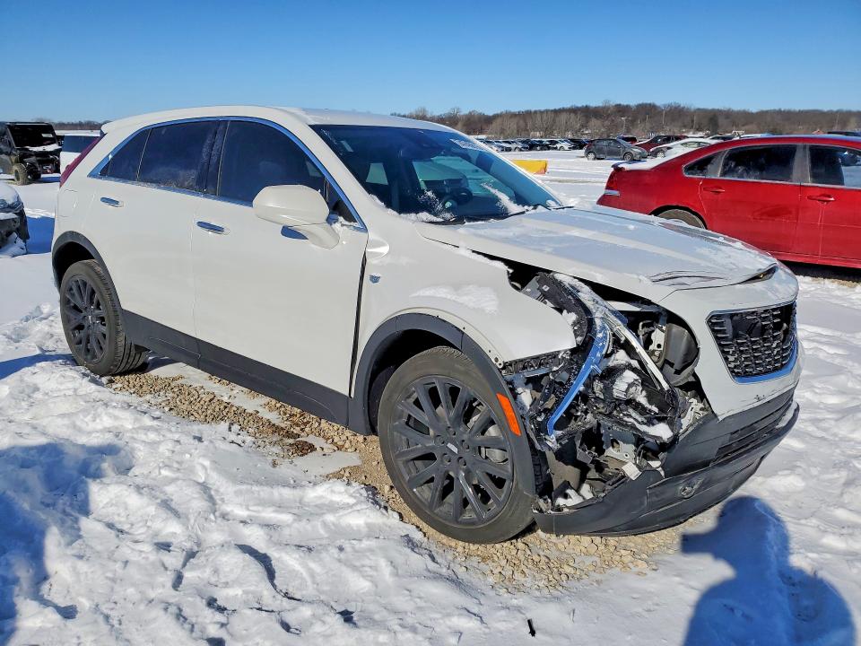Photo 4 from auction – 2022 CADILLAC XT4 LUXURY with VIN 1GYFZBR42NF100598