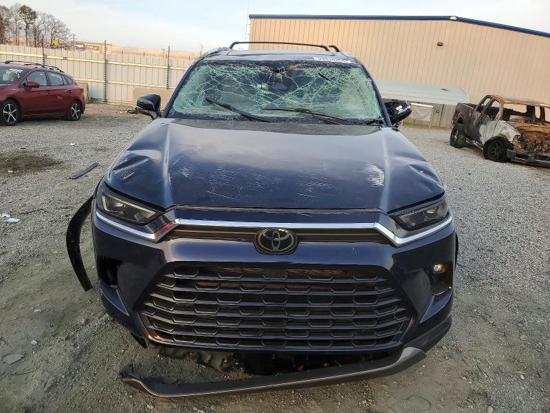 Photo 5 from auction – 2024 TOYOTA GRAND HIGH with VIN 5TDAAAB58RS069447