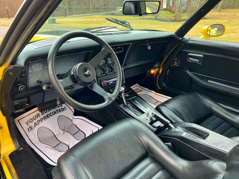 Photo 9 from auction – 1981 CHEVROLET CORVETTE with VIN 1G1AY8761B5102752