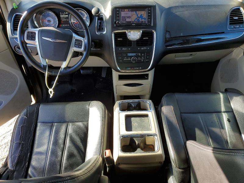 Photo 8 from auction – 2013 CHRYSLER TOWN & COU with VIN 2C4RC1BG5DR631689