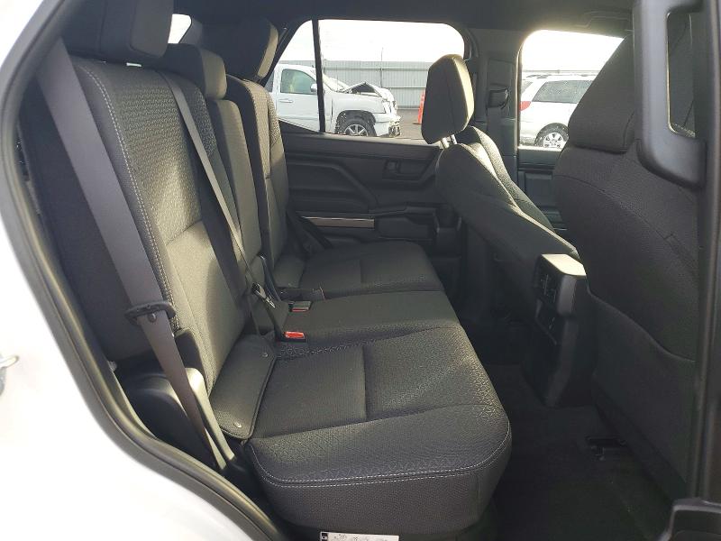 Photo 11 from auction – 2025 TOYOTA 4RUNNER SR with VIN JTEVA5BR4S5057931
