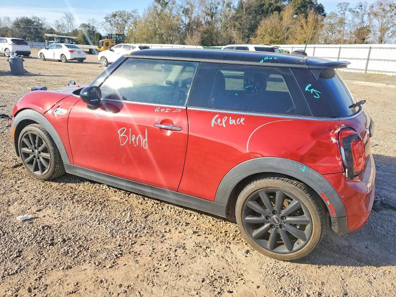 Photo 2 from auction – 2016 MINI COOPER with VIN WMWXP7C52G2C61087