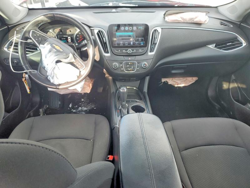 Photo 8 from auction – 2017 CHEVROLET MALIBU LT with VIN 1G1ZE5ST7HF154798