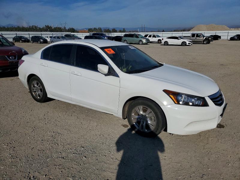 Photo 4 from auction – 2011 HONDA ACCORD with VIN 1HGCP2F61BA072159
