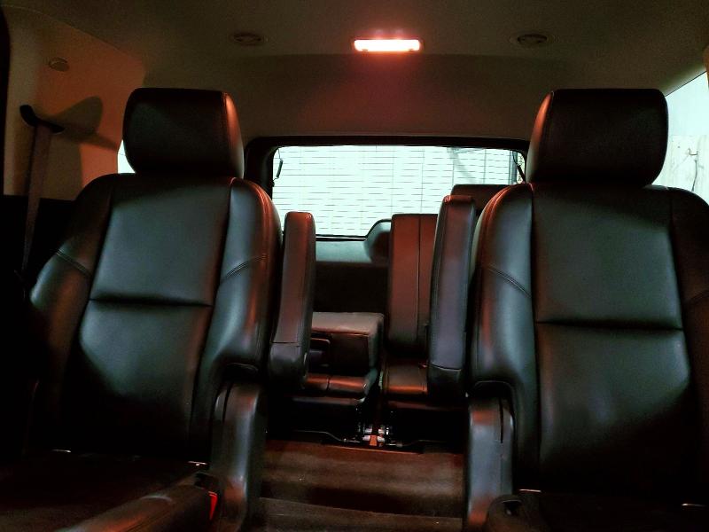Photo 10 from auction – 2013 CHEVROLET TAHOE with VIN 1GNSKCE05DR287759