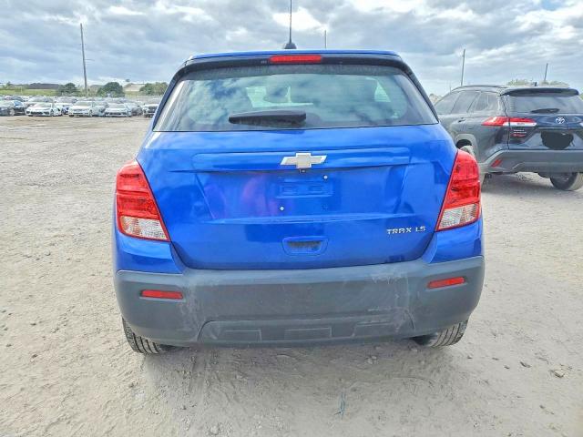 Photo 6 from auction – 2016 CHEVROLET TRAX LS with VIN KL7CJKSB4GB608684