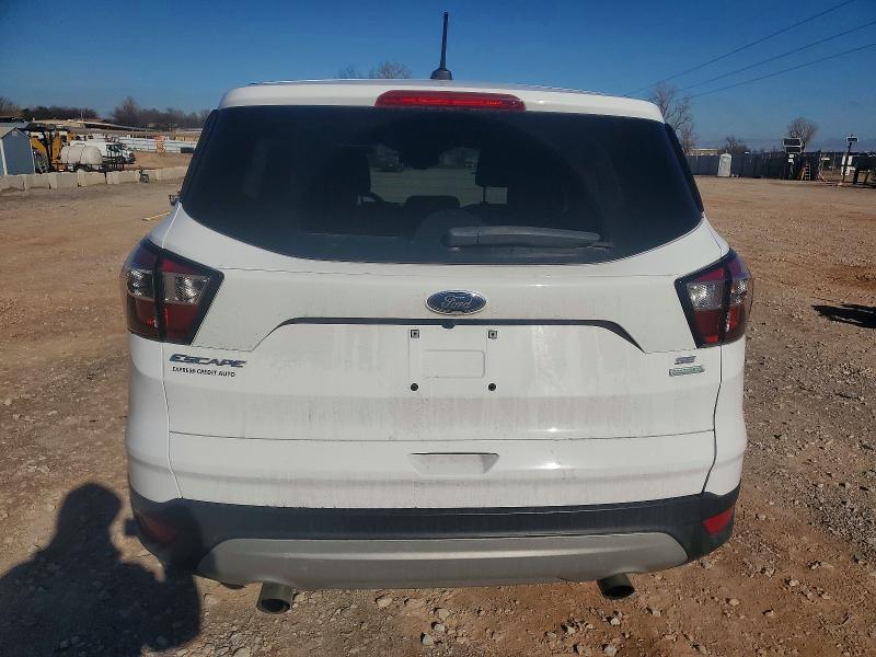 Photo 6 from auction – 2017 FORD ESCAPE with VIN 1FMCU0GD8HUC78395